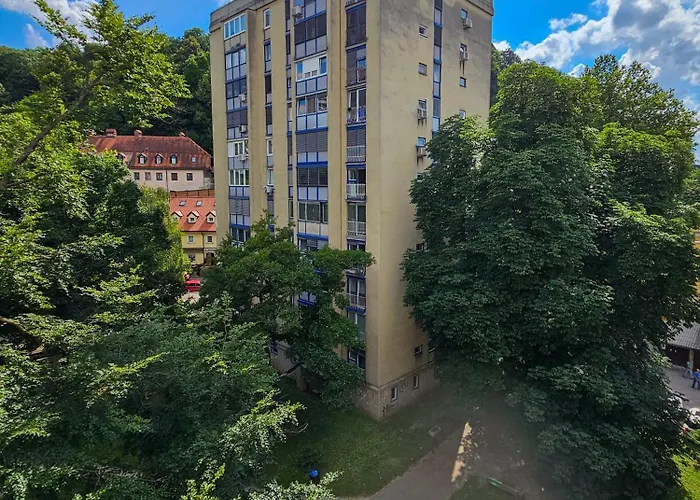 - Ljubljana's Gem - Free Public Parking *